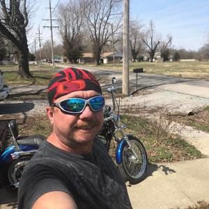 Meet your Posher, Adrian